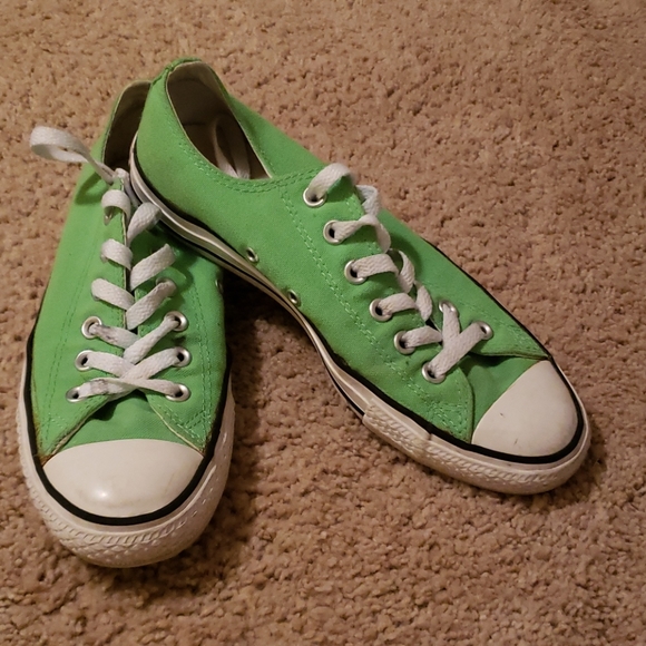 green converse womens size 8
